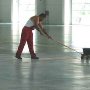 J50 - Consolidante di superficie base solvente - immagine 3